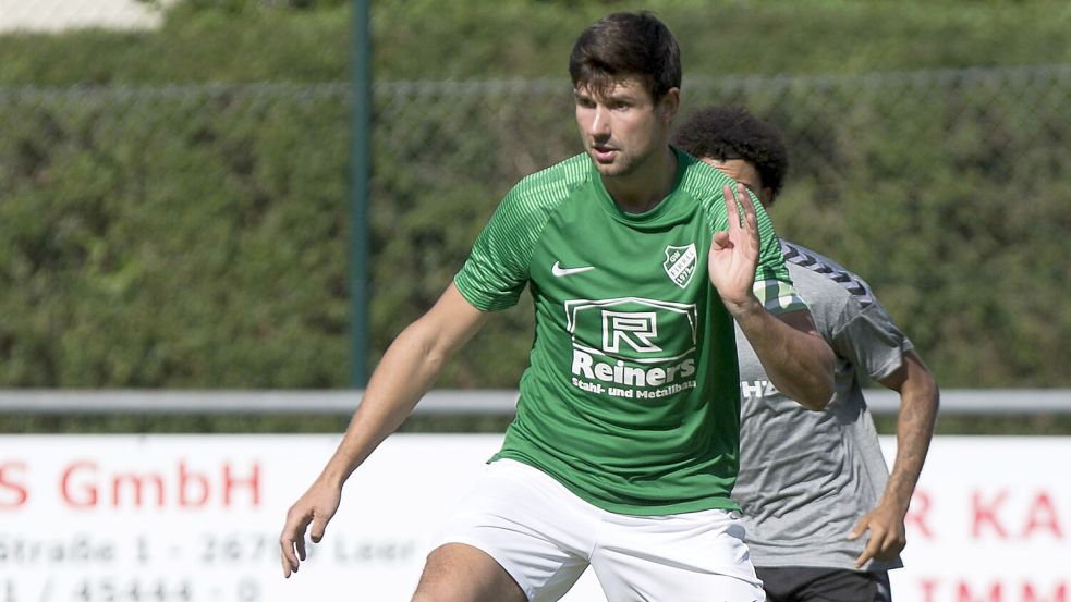 Tim Schouwer verlässt GW Firrel nach zehn Jahren. Der Kapitän beendet seine aktive Karriere. Foto: Jens Doden, Emden