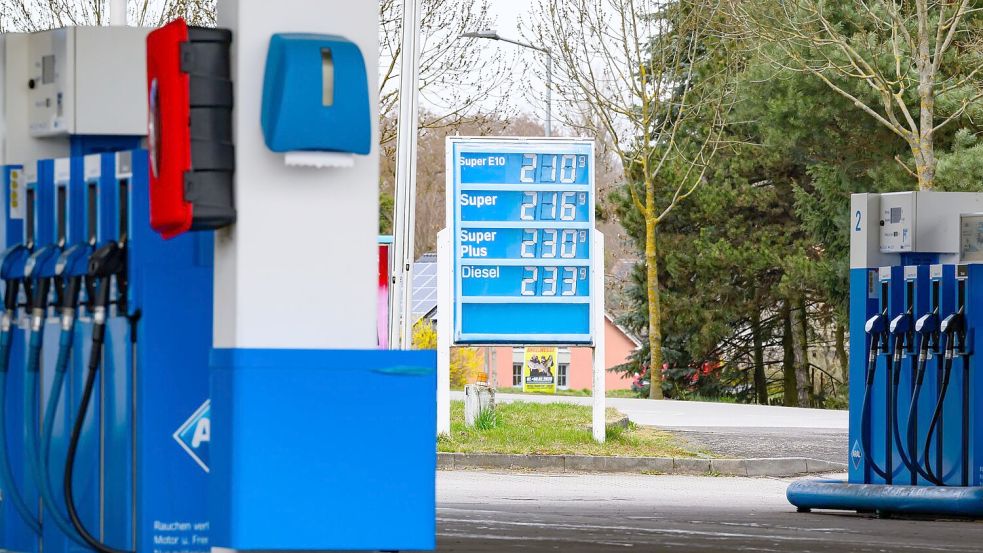 Die Spritpreise drehen aktuell wieder nach oben. (Archivbild) Foto: Patrick Pleul