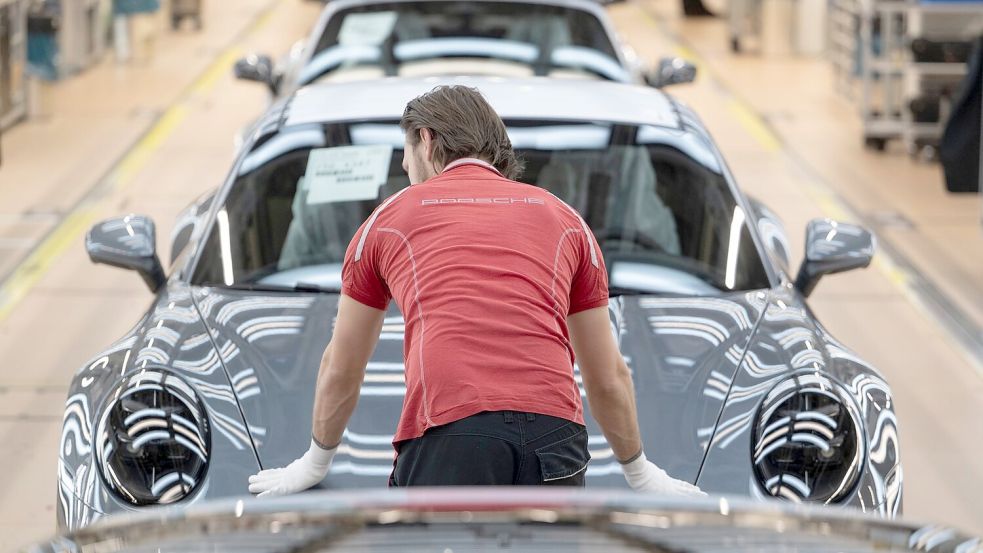 Die Porsche-Mitarbeiter erhalten für 2025 erstmals seit Jahren keine Sonderzahlung. (Archivbild) Foto: Marijan Murat