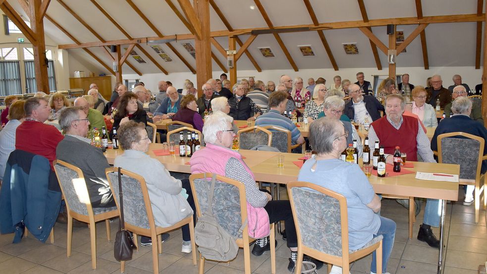 Die Mitgliederversammlung der Ortsgruppe Ostrhauderfehn/Burlage des Sozialverbandes SoVD war gut besucht. Nur ganz knapp konnte der Verein gerettet werden. Foto: Henrik Zein