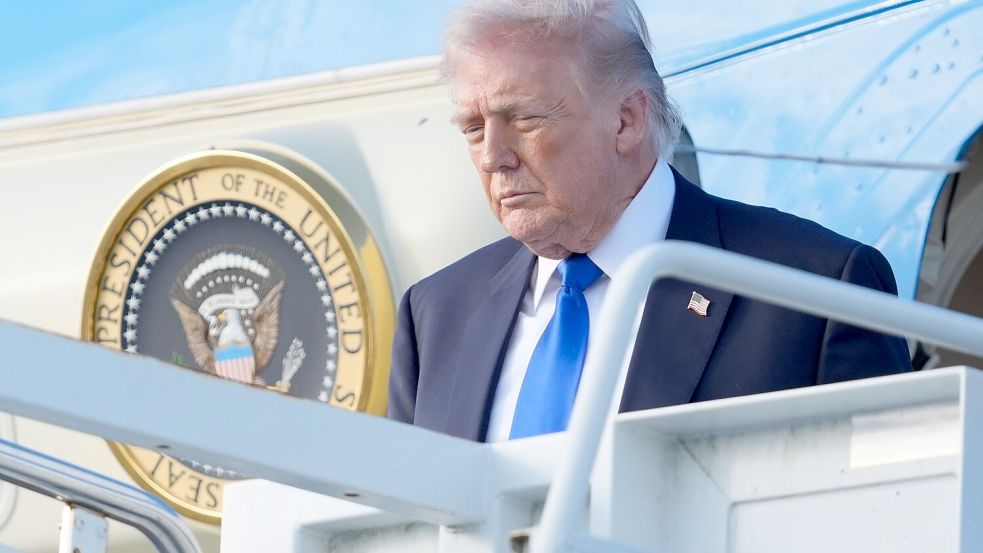 Nach Trumps Ansicht haben die USA alle Karten in der Hand. Foto: Manuel Balce Ceneta