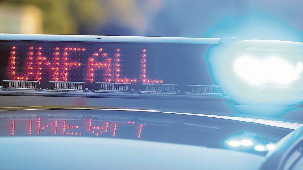 Auf der B 72 kam es zu einem tödlichen Unfall. Symbolfoto: Stefan Puchner/dpa