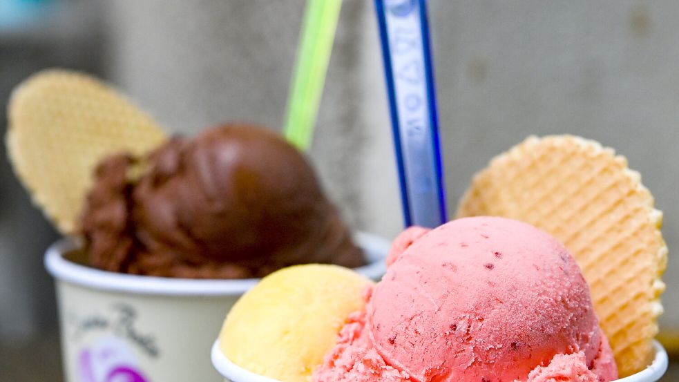 Die Temperaturen steigen und somit auch die Lust auf Eis. Foto: dpa/Jens Kalaene