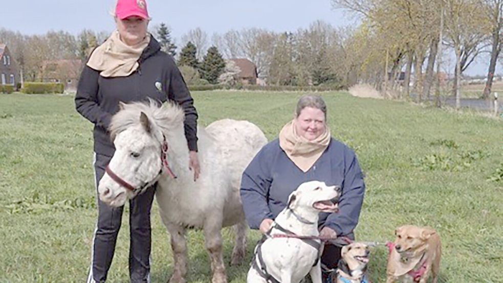 Gemeinsam mit Tamara Stamen, Pony Justus sowie den Hunden Toni, Simon und Lenja will sich Nadja Frey auf den Weg machen. Foto: Privat