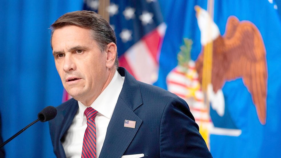 Sollte Comey verurteilt werden, drohe ihm eine hohe Haftstrafe, sagte Justizminister Todd Blanche. Foto: Cliff Owen