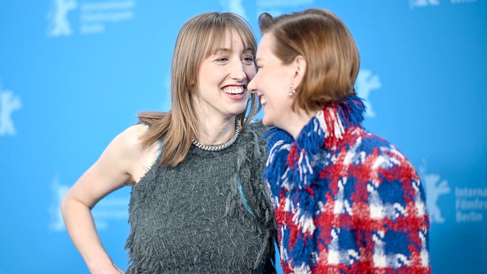 Die Hauptdarstellerinnen Caro Braun und Sandra Hüller (Archivbild). Foto: Britta Pedersen/dpa
