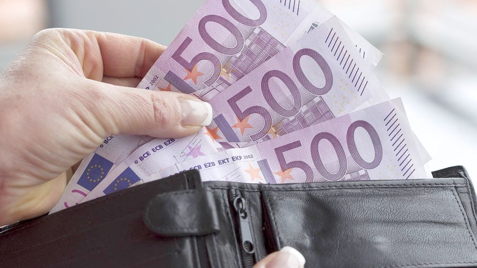 Rund 16 Prozent der Steuereinnahmen fließen bereits in die Beamtenversorgung. Foto: Imago/Eibner