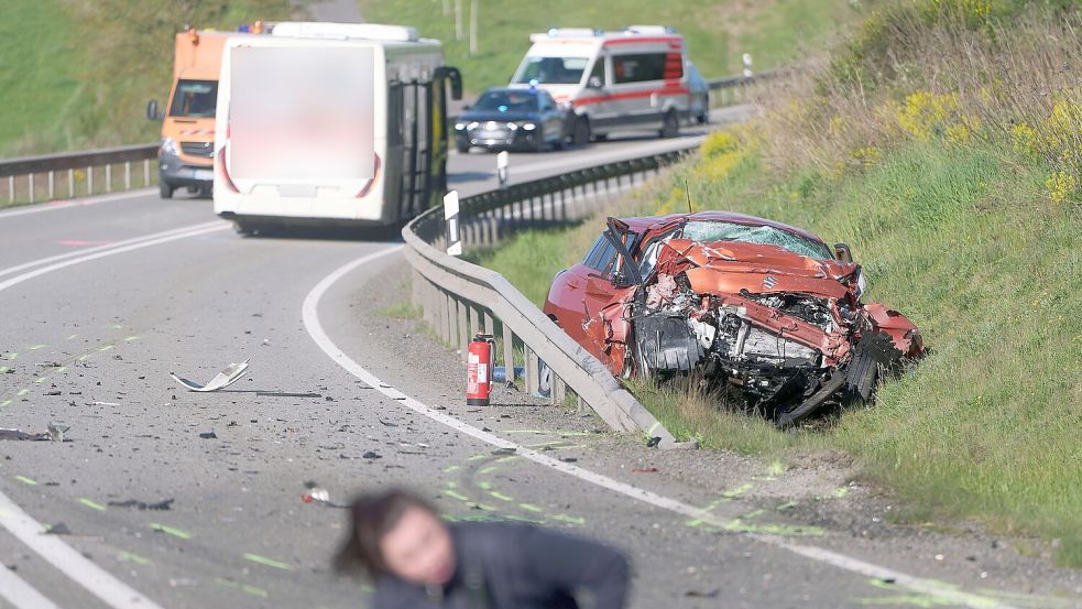 Bei dem Unfall starb eine Frau, weitere Menschen wurden leicht verletzt. Foto: Thomas Frey