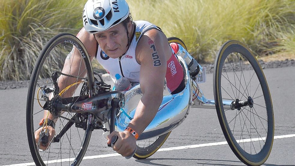 Alessandro Zanardi feierte als Behindertensportler große Erfolge. (Archivbild) Foto: Mark J. Terrill/AP/dpa