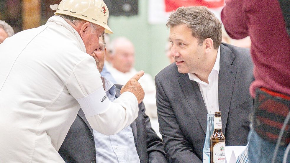 SPD-Chef Lars Klingbeil hat schon einige Ideen, wie die Steuerreform aussehen könnte. (Archivbild) Foto: Benjamin Westhoff