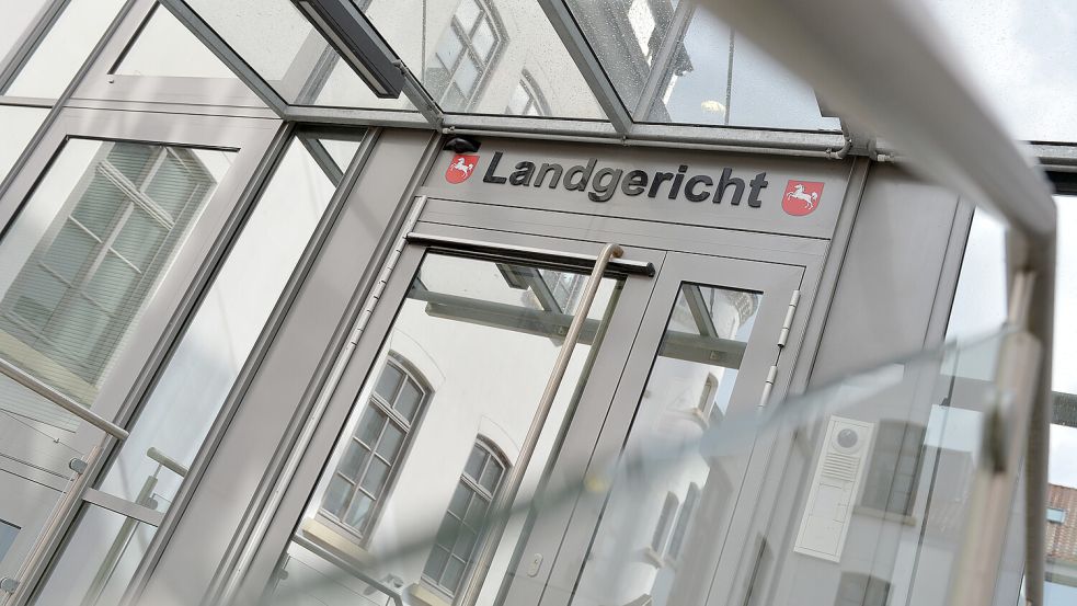 Vor dem Landgericht Aurich geht es um versuchten Totschlag. Foto: Klaus Ortgies/Archiv