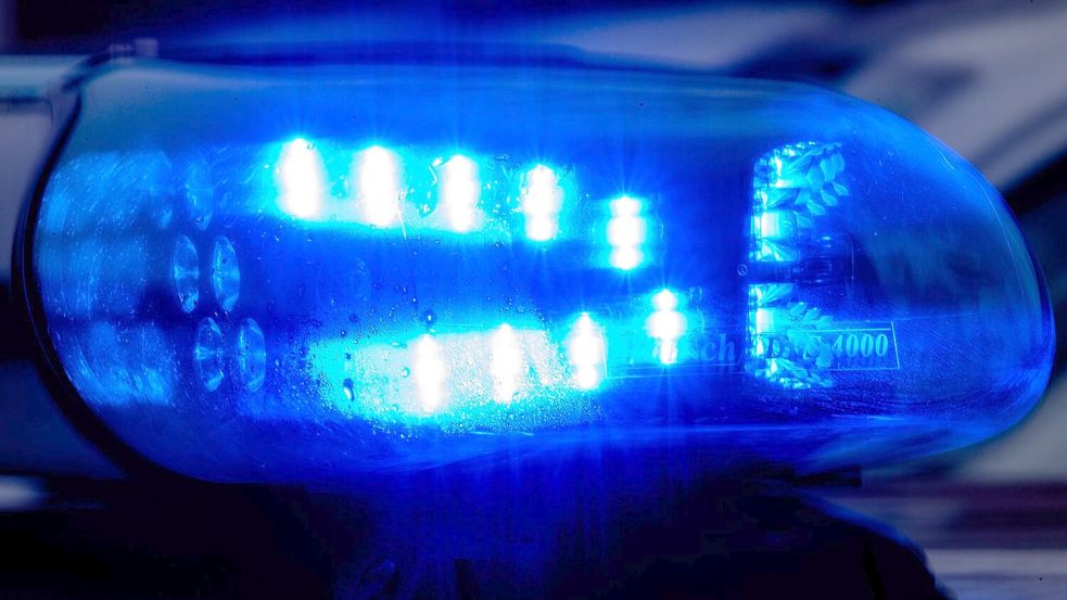 Die Polizei fand auf dem Grundstück diverse Waffen und gefährliche Gegenstände. (Symbolbild) Foto: Klaus-Dietmar Gabbert