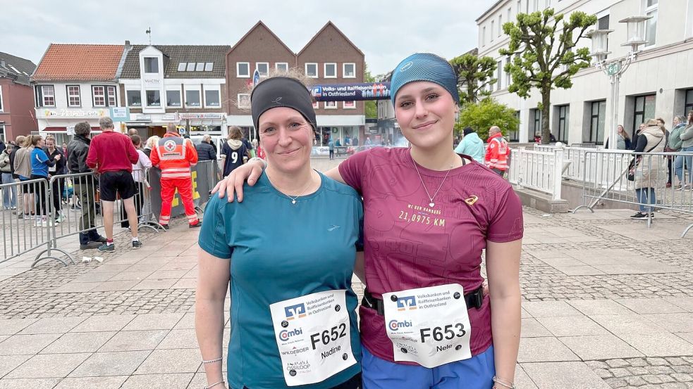 Nadine und Nele Brückner bilden das Team „Zwei Herzen für Opa Robert.“