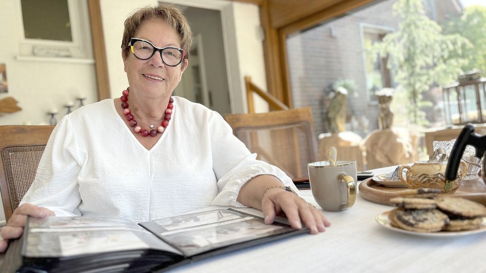Tee, Plätzchen und viele Erinnerungen: Anna Fennen erzählte im Gespräch mit unserer Redaktion von ihrer Lebensaufgabe „Leukin“. Foto: Marion Janßen