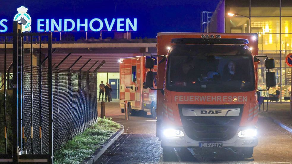 Von Eindhoven aus werden vier deutsche Passagiere der „Hondius“ nach Frankfurt gebracht. Foto: Christoph Reichwein
