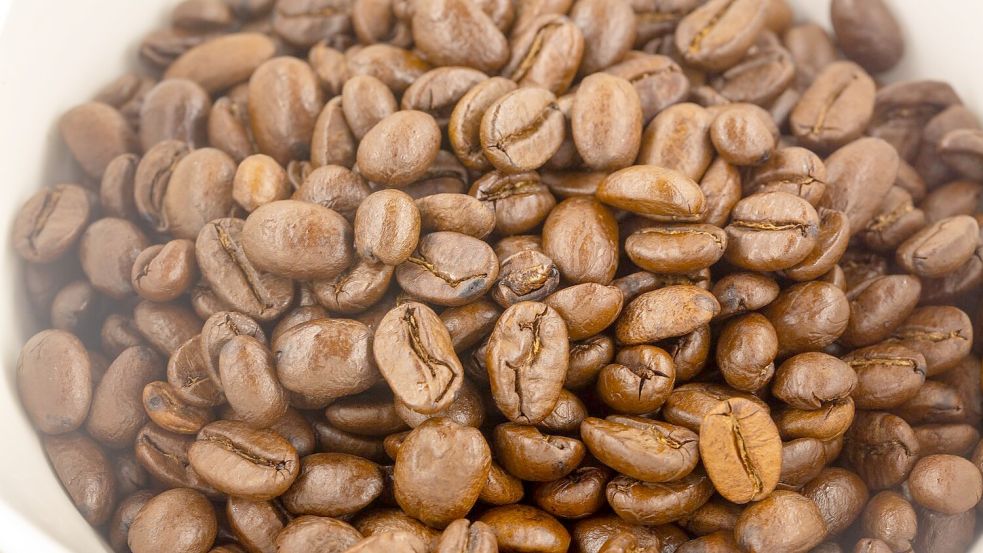 Die Preise für Kaffee sind in den vergangenen Jahren stark gestiegen. Foto: Fernando Gutierrez-Juarez/dpa
