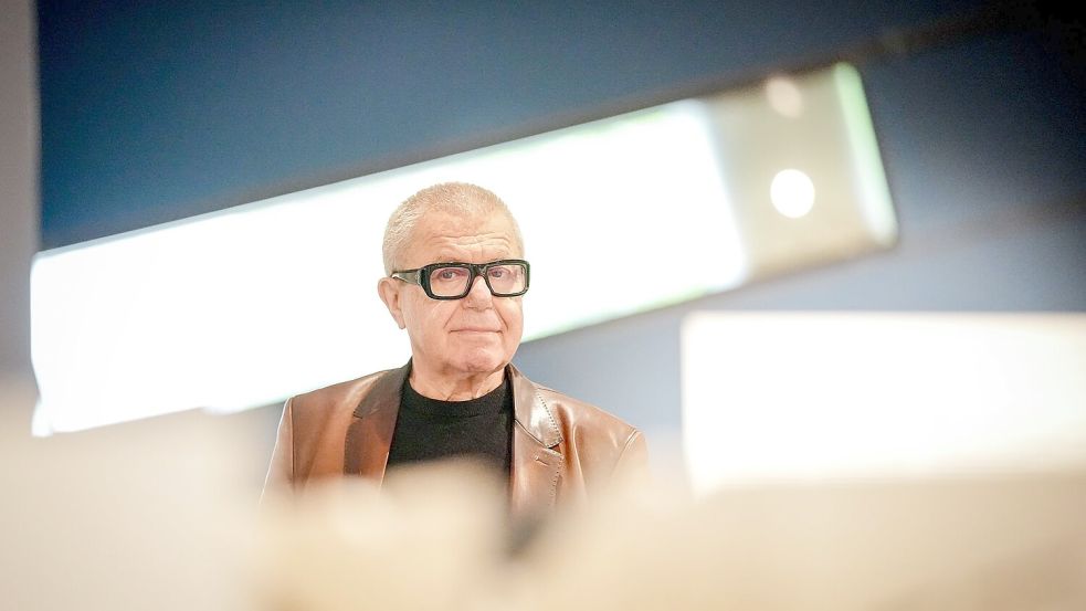 Libeskind: Menschen müssen die Demokratie verteidigen. Foto: Kay Nietfeld/dpa