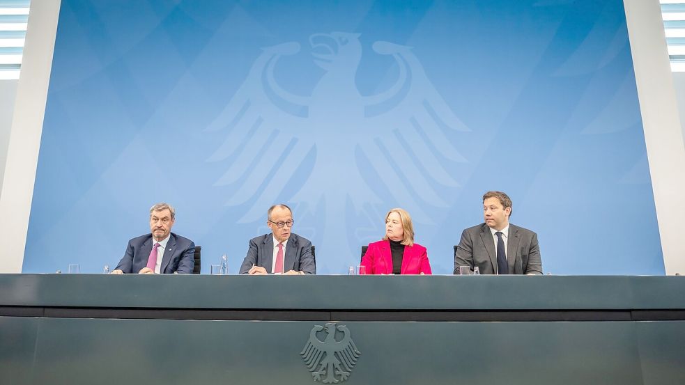 Wie gut versteht sich dieses Quartett heute? (Archivbild) Foto: Michael Kappeler/dpa