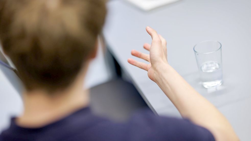 Seine Freizeit habe am Computer stattgefunden, sagt Jonas heute rückblickend. Foto: Daniel Karmann