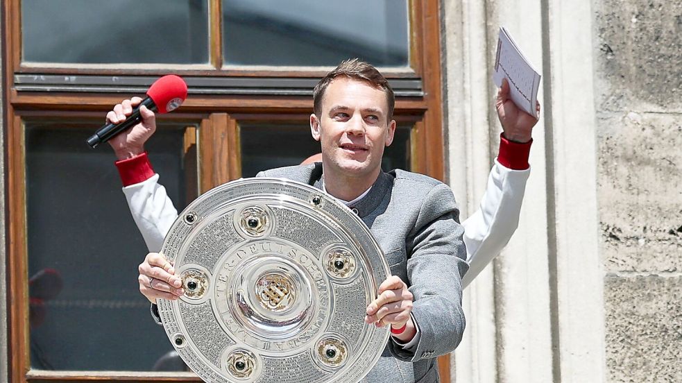 Titelsammler: Allein 13 Mal gewann Neuer mit dem FC Bayern die deutsche Meisterschaft. (Archivbild) Foto: Daniel Löb