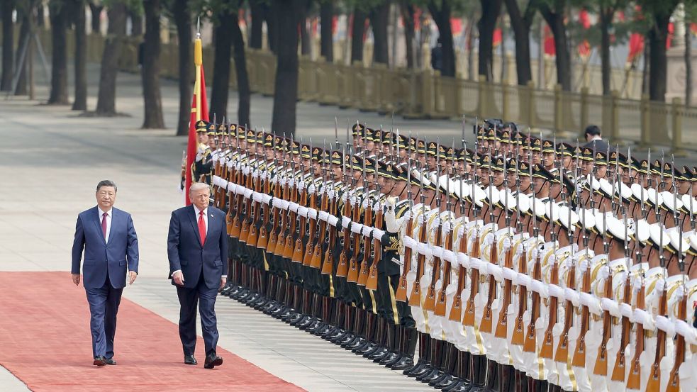 US-Präsident Donald Trump wurde mit militärischen Ehren empfangen. Foto: Maxim Shemetov