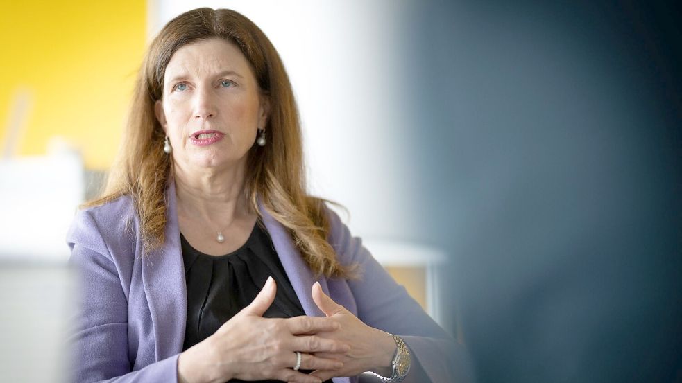 Commerzbank-Chefin Bettina Orlopp erklärt, wie sie eine Übernahme durch die Unicredit abwehren will. Foto: Boris Roessler