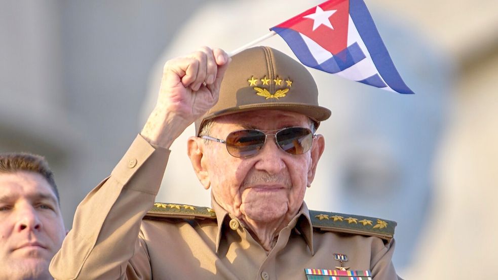 Die USA unternehmen laut Medienberichten Schritte, um den kubanischen Revolutionsführer Raúl Castro anzuklagen. (Archivbild) Foto: Ramon Espinosa/AP/dpa