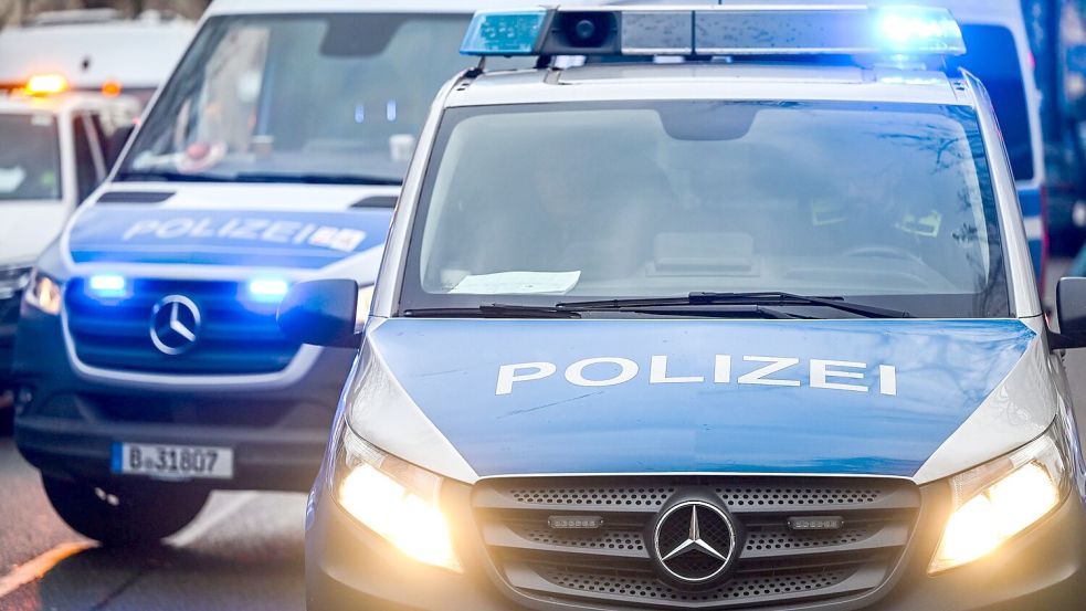 Das 33-jährige Opfer des Messerangriffs an einer Bushaltestelle in Neukölln schwebt nicht mehr in Lebensgefahr. (Symbolbild) Foto: Jens Kalaene