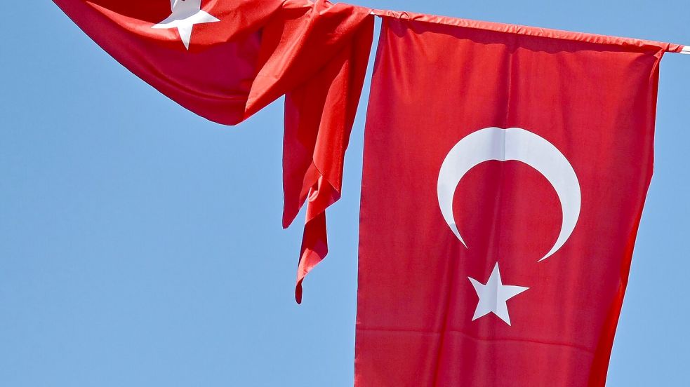 Zu mehr als 45 Jahre Haft ist ein oppostioneller Bürgermeister in der Türkei verurteilt worden. (Archivbild) Foto: Anna Ross