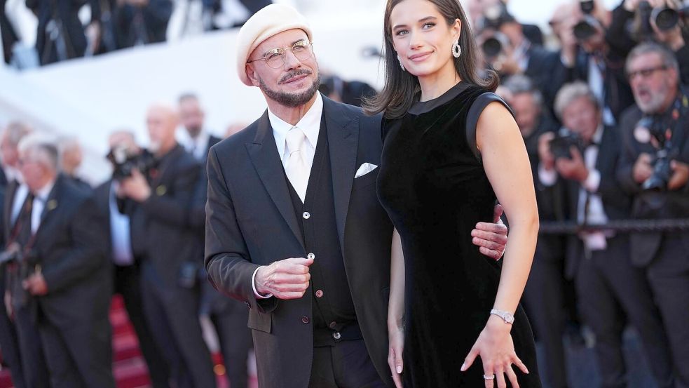 Auch Tochter Ella Bleu Travolta, die im Film mitspielt, kam zur Premiere. Foto: Scott A Garfitt