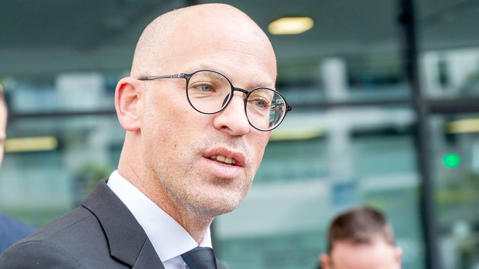 Oberstaatsanwalt Dominik Mies sagte, die Ermittler könnten dem Mädchen endlich einen Namen geben. (Archivbild) Foto: Andreas Arnold