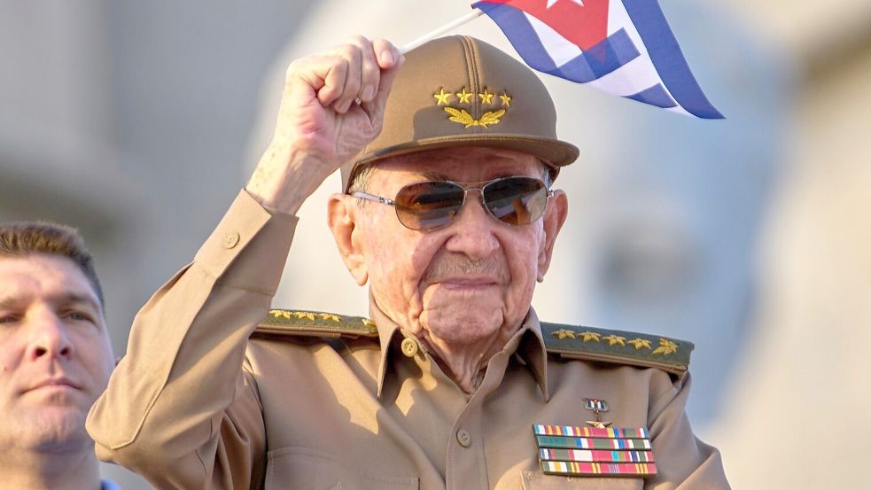 Raúl Castro war Verteidigungsminister, als Flugzeuge einer exilkubanischen Organisation abgeschossen wurden. (Archivbild) Foto: Ramon Espinosa/AP/dpa