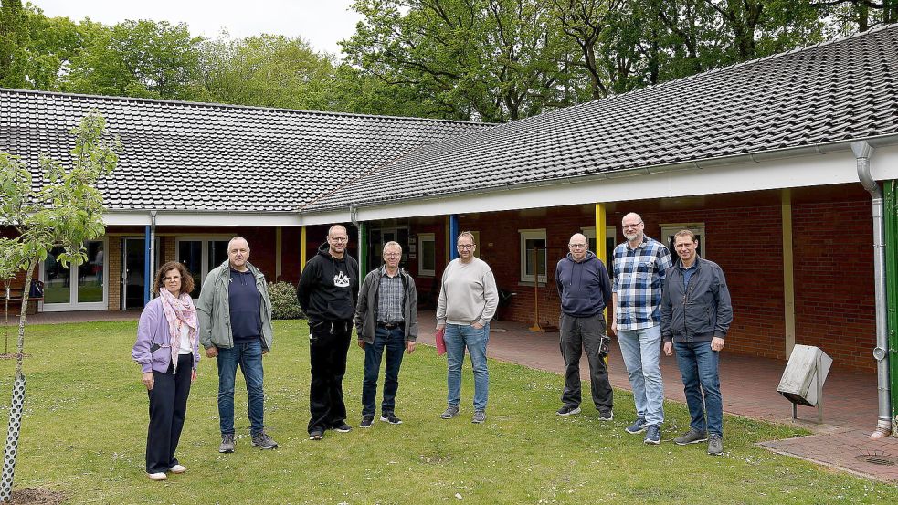 Die Dachsanierung der Grundschule Hollen ist abgeschlossen. Foto: Melchert Stromann