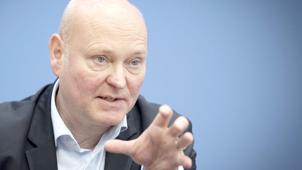 Der Wirtschaftsweise Achim Truger warnt vor mehr gesellschaftlicher Spaltung, sollte die Regierung in einen „Reformtunnel“ geraten. Foto: IMAGO/IPON