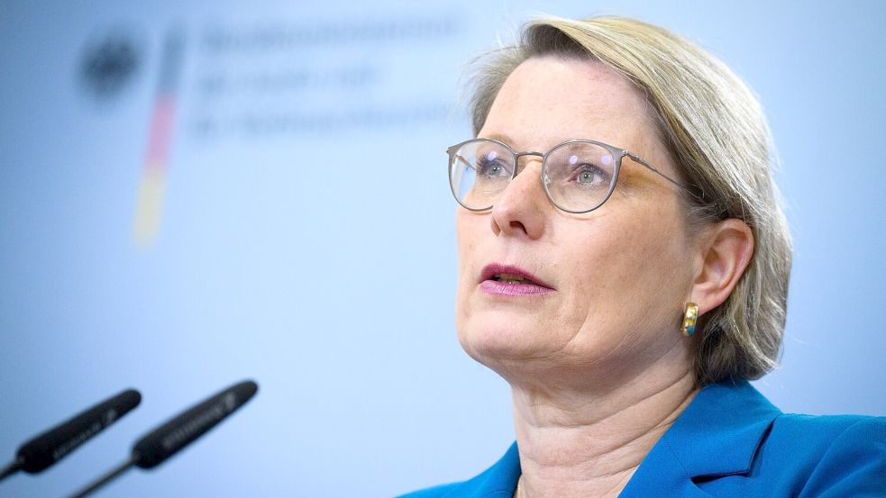 Opfer häuslicher Gewalt vor erneuten Übergriffen zu schützen, ist Bundesjustizministerin Stefanie Hubig (SPD) ein wichtiges Anliegen. (Archivfoto) Foto: Bernd von Jutrczenka/dpa