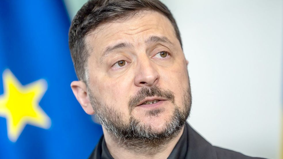 Der ukrainische Präsident Wolodymyr Selenskyj fordert eine rasche EU-Mitgliedschaft seines Landes. (Archivbild) Foto: Michael Kappeler/dpa