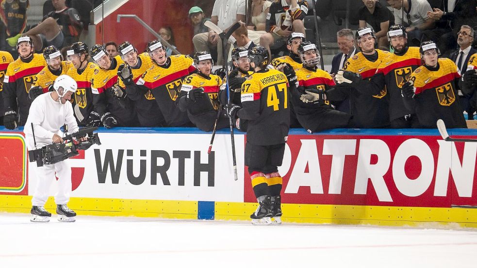 Nationalspieler Alexander Karachun trifft bei seinem ersten WM-Auftritt gegen Großbritannien. Foto: Andreas Becker