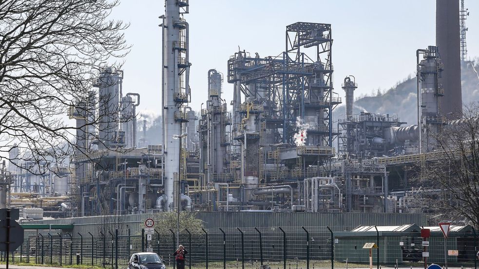 BP will die Raffinerie Gelsenkirchen an die Klesch-Gruppe verkaufen. (Archivbild) Foto: Oliver Berg