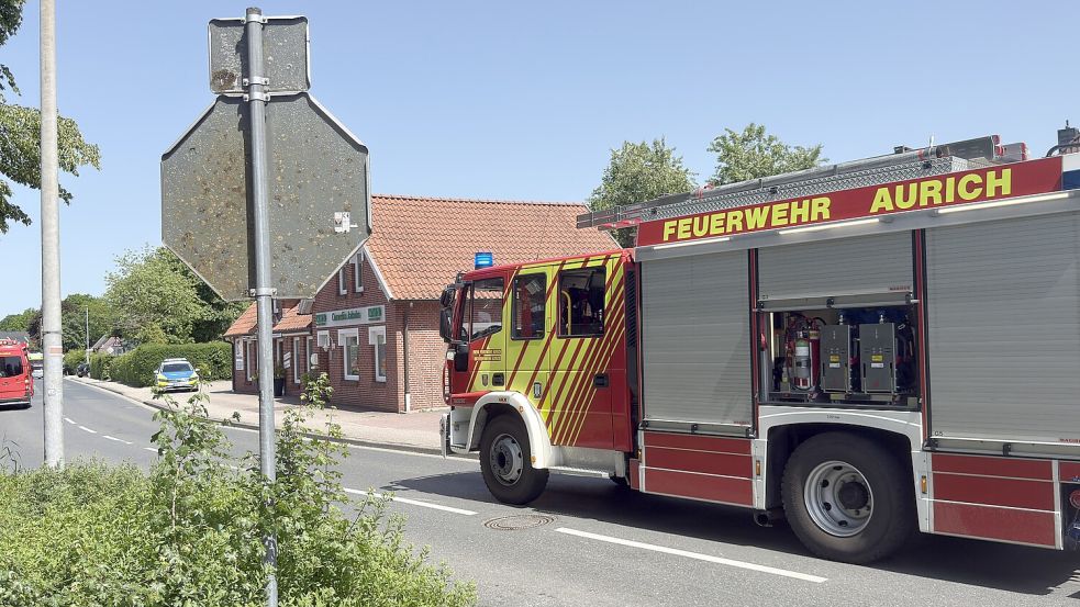Der Heerenkamp in Egels war nach dem schweren Unfall rund zwei Stunden lang gesperrt. Foto: Sönke Geiken/Feuerwehr
