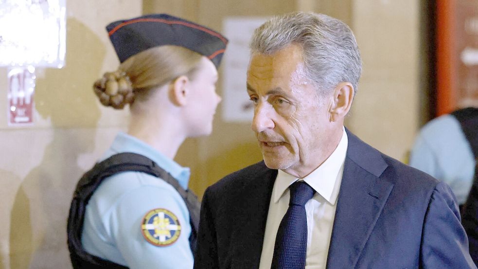 Die Libyen-Affäre brachte Sarkozy bereits für kurze Zeit hinter Gitter. Foto: Simon Wohlfahrt/AFP/dpa