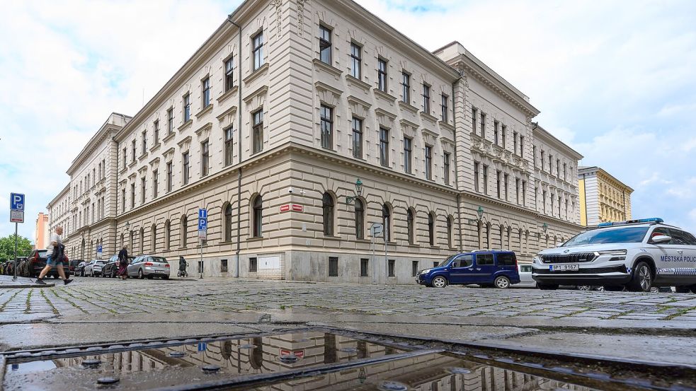 Eine Auslieferung erfolgt erst, wenn eine Gerichtsentscheidung rechtskräftig wird. Foto: Hendrik Schmidt