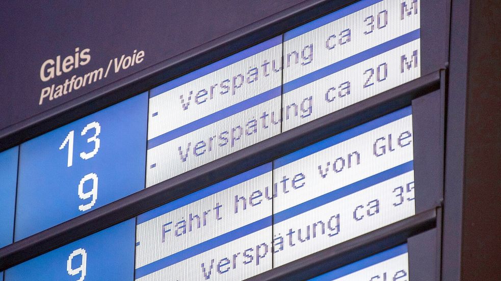 Die Bahn knackte im Mai bei der Pünktlichkeit im Fernverkehr erneut die 60-Prozent-Schwelle. (Archivbild) Foto: Fabian Sommer