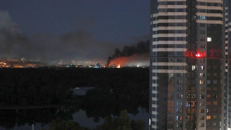 Erneut wurde Kiew zum Ziel massiver Raketen- und Drohnenangriffe. Foto: Li Dongxu/XinHua/dpa