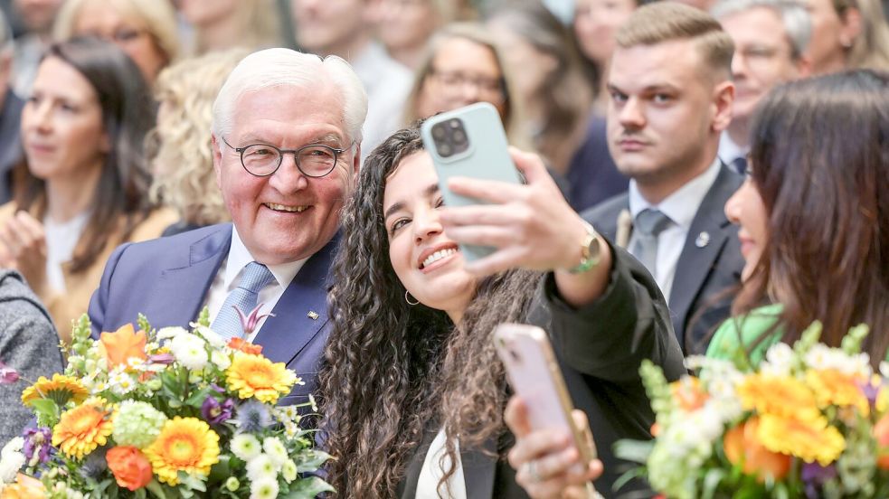 Bundespräsident Frank-Walter Steinmeier nahm im April 2025 an einer Einbürgerungsfeier in Köln teil. (Archivfoto) Foto: Oliver Berg
