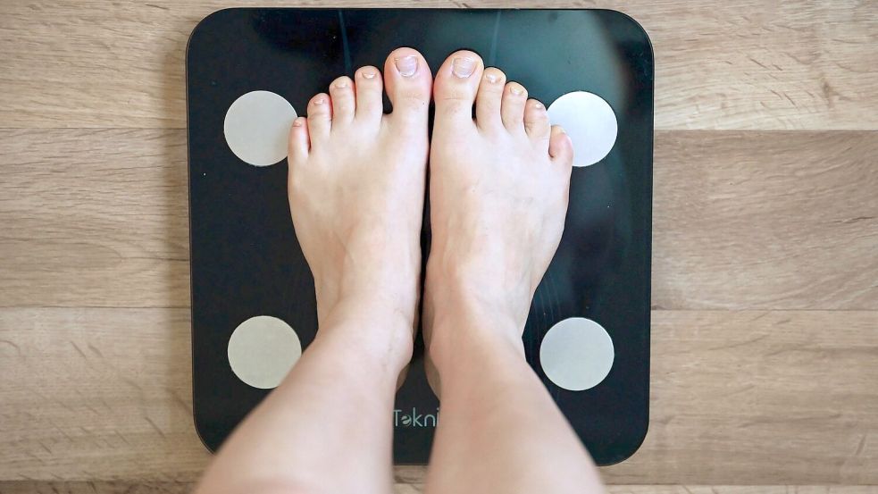 Jeder zweite Erwachsene in Deutschland hat einen BMI über 25. (Symbolfoto) Foto: Elisa Schu/dpa