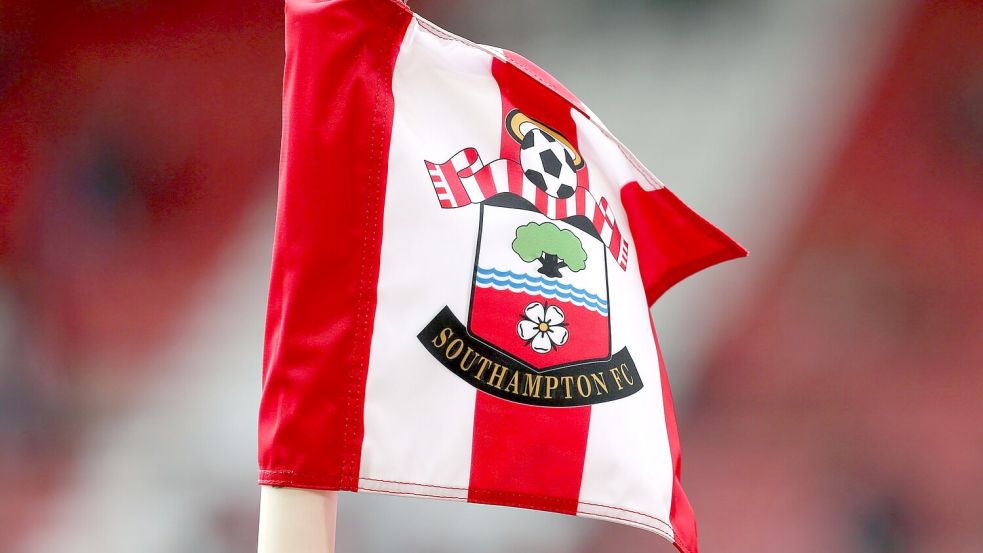 Der FC Southampton wurde wegen Spionage von den Playoffs ausgeschlossen. (Archivbild) Foto: Mark Kerton
