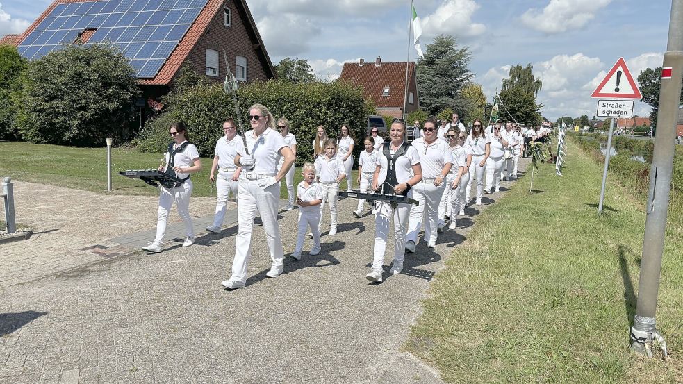 Der Spielmannszug Ostrhauderfehn wird für musikalische Unterhaltung sorgen. Foto: privat