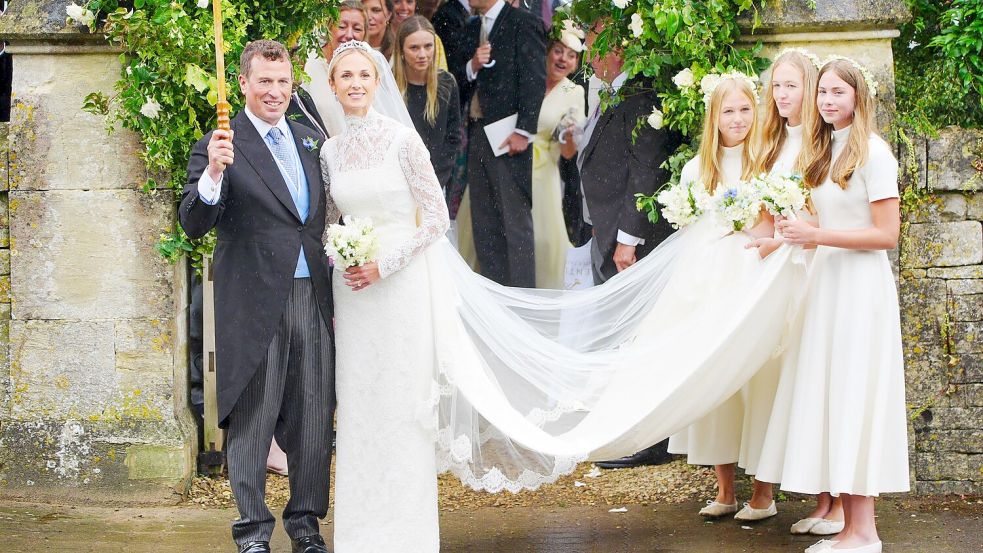 Phillips und Sperling heirateten in einem malerischen englischen Dorf. Foto: Ben Birchall