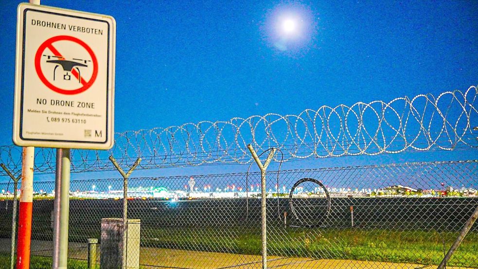 Der Flughafen München musste im Oktober wegen Drohnensichtungen mehrfach den Betrieb einstellen Foto: Enrique Kaczor/onw-images/dpa
