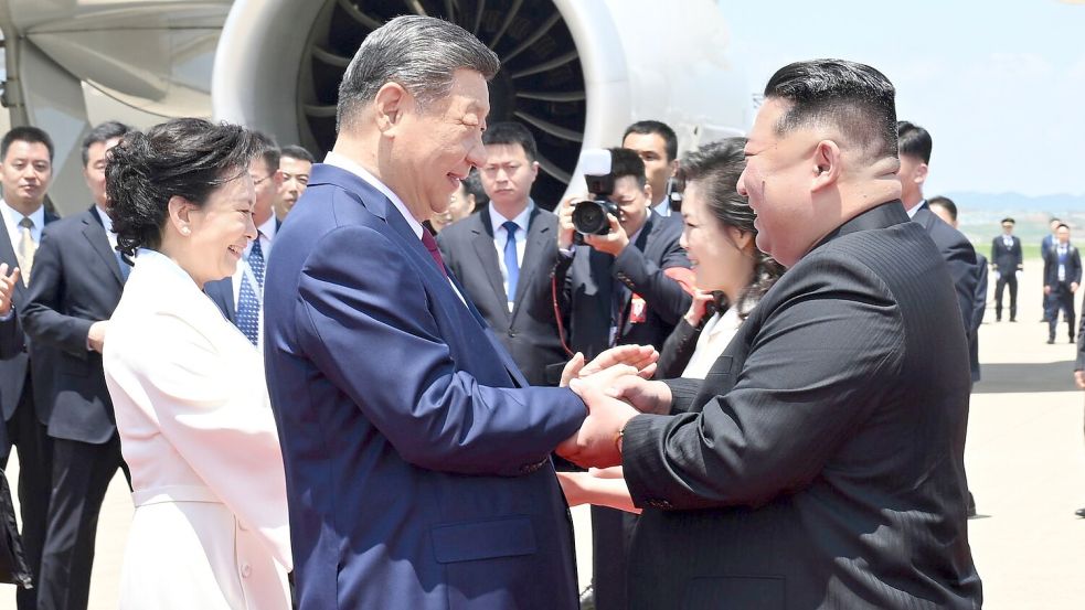 Es ist das erste Mal seit sieben Jahren, dass Chinas Staatschef Xi Jinping die nordkoreanische Hauptstadt besucht. Foto: Xie Huanchi/XinHua/dpa